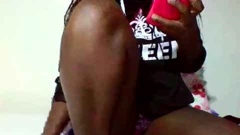 noel online show from April 18, 12:29 pm