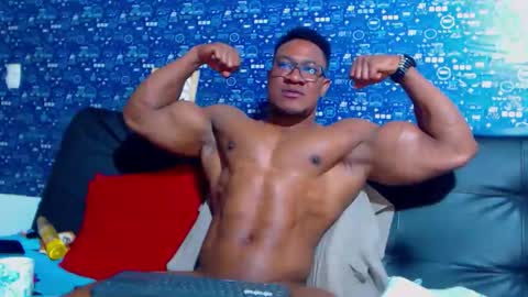 duglas online show from October 22, 4:30 pm