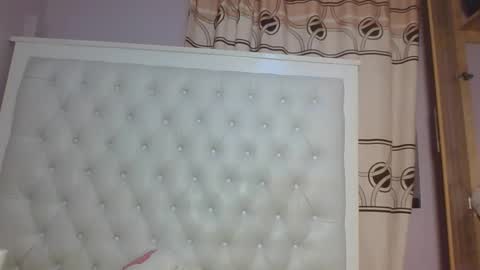 Blackcoco online show from December 17, 1:01 am