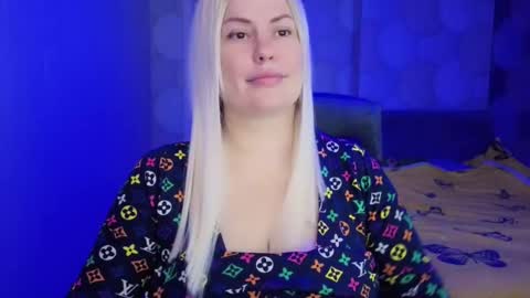 blackeyes11 online show from March 1, 3:44 am