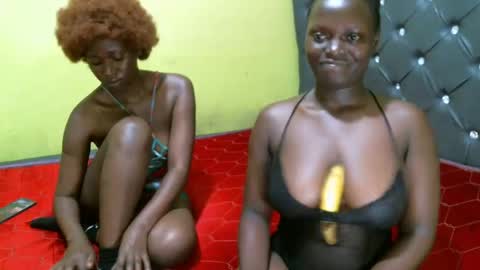 Brenda and Niffa online show from December 18, 8:36 pm