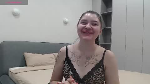 blackroseonee online show from June 19, 7:09 pm