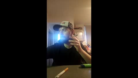 blackvswhite2022 online show from December 19, 8:21 am