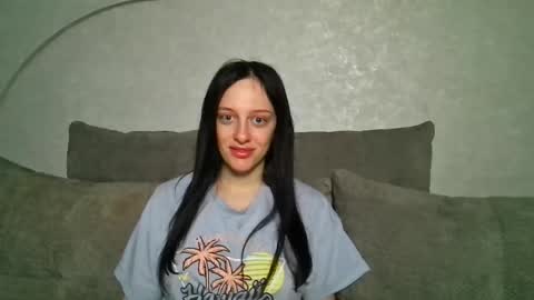 Ivy online show from April 7, 3:14 pm