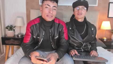 blaiine and jerry online show from October 31, 3:40 am