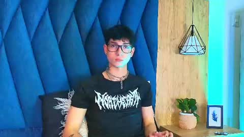 blake___01 online show from July 5, 8:16 pm