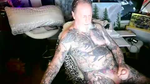 Snapshot of blindsurfer780299 chatting on October 20, 5:12 am blindsurfer780299 online show from October 20, 5:12 am