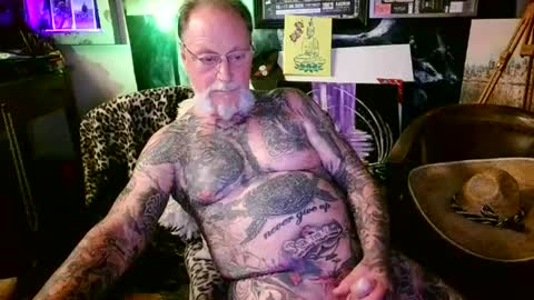blindsurfer780299 online show from July 26, 9:12 pm