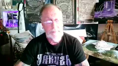 blindsurfer780299 online show from June 2, 10:50 am