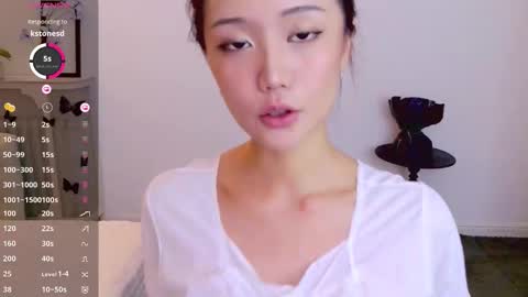 YoYo online show from December 22, 11:06 am