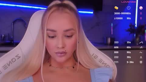 Lana online show from March 6, 9:30 am