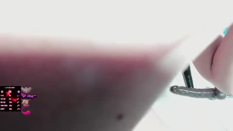 Abril INDEPENDENT MODEL online show from January 31, 10:29 pm