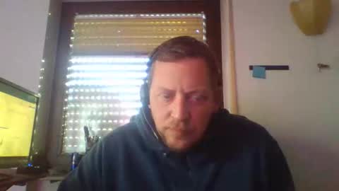 blonde32m online show from November 3, 2:18 pm