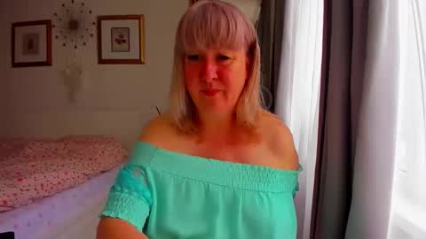 Nicole online show from April 16, 4:23 am