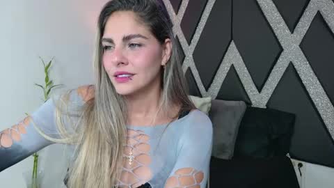 alejandra online show from June 8, 5:08 am