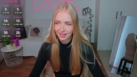Nessa online show from May 5, 8:42 am