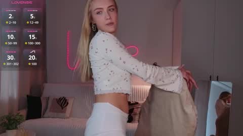 Nessa online show from March 22, 10:19 am