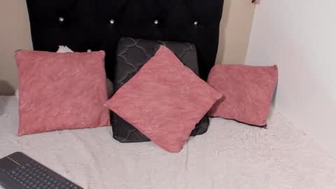 Esperanza online show from March 4, 7:38 am