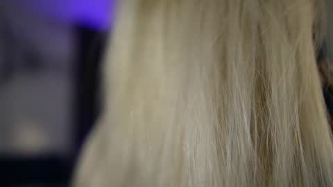 blondie_muller online show from April 8, 8:01 pm