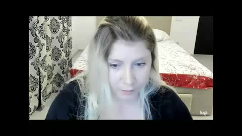 blondysarah online show from February 21, 11:19 pm