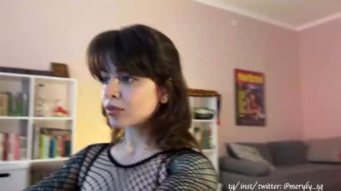 Mary Ly online show from April 3, 3:19 pm