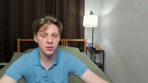 Sasha and Maria online show from April 8, 6:33 pm