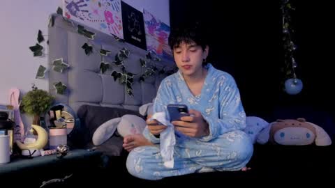 Blue online show from January 27, 7:45 am