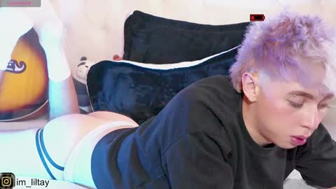 TAY   online show from January 8, 4:54 pm