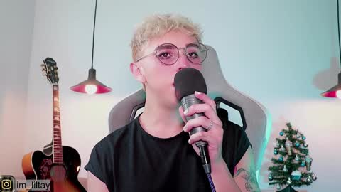 TAY   online show from December 4, 12:41 pm