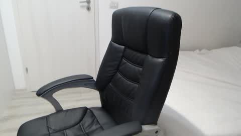 Juliet online show from December 21, 8:48 pm