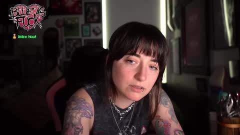 Blue online show from April 11, 12:26 am