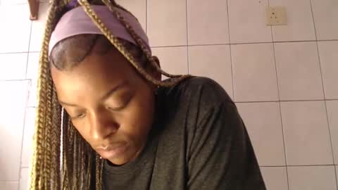 Tee online show from March 11, 11:01 am