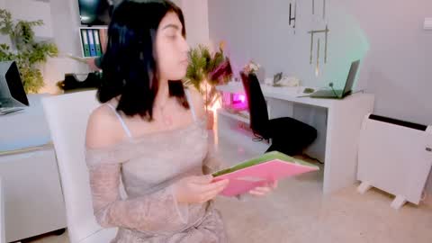 bluediamondsdreams online show from March 20, 12:54 pm