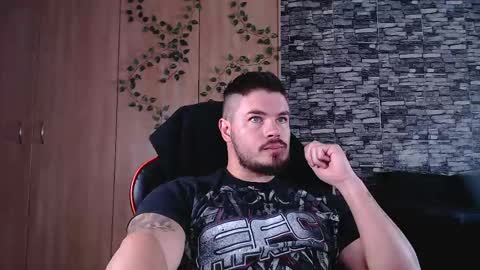 blueeyeboy0 online show from May 21, 7:59 am