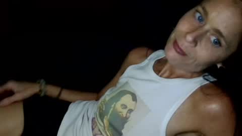 Blueeyedlie online show from July 5, 11:01 pm