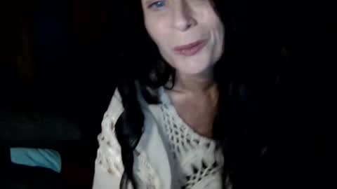 Blueeyedlie online show from July 19, 6:38 am