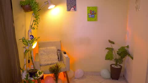 FLORAA online show from April 12, 7:29 pm