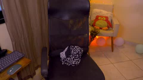 FLORAA online show from April 15, 7:58 pm