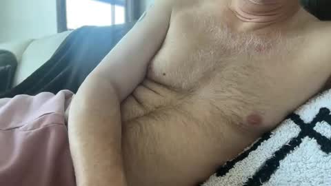 blueishgold22 online show from April 14, 1:58 pm