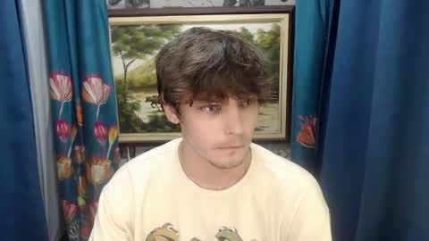 blueeyedboyisasia online show from June 8, 4:02 am