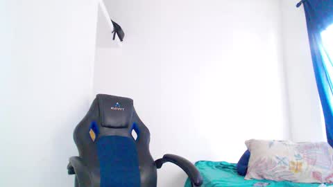  Hey guysI am BrendaWelcome my room online show from October 20, 9:42 pm