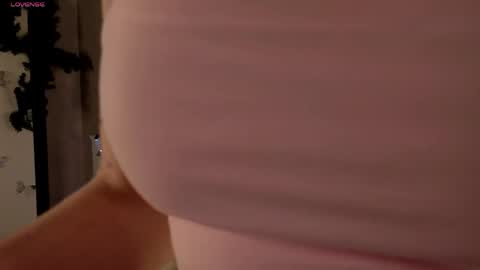 Dolores online show from April 19, 5:52 am