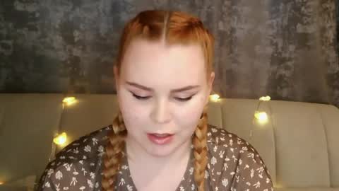 blushing_star online show from April 22, 4:25 pm