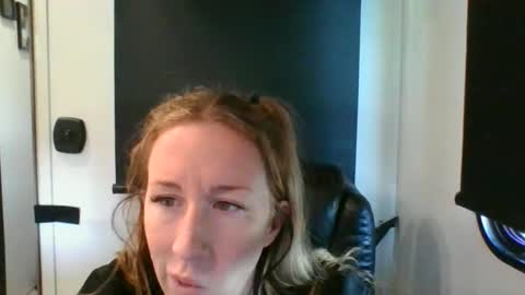 MamaMorgan online show from November 19, 6:18 pm