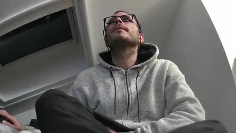 bo22222222 online show from April 14, 8:45 pm