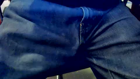 Snapshot of bobbie420_ chatting on February 24, 2:40 am bobbie420_ online show from February 24, 2:40 am