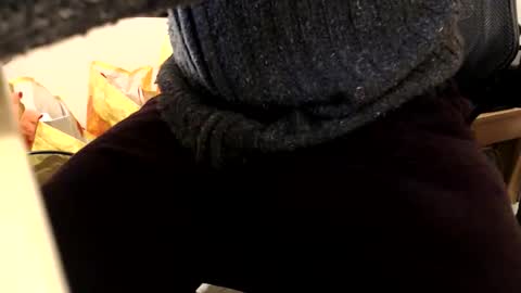 Snapshot of bobbuild chatting on September 28, 6:39 pm bobbuild online show from September 28, 6:39 pm