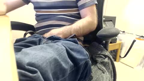 Snapshot of bobbuild chatting on December 11, 4:09 pm bobbuild online show from December 11, 4:09 pm