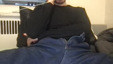 Snapshot of boblight221 chatting on February 3, 9:29 pm boblight221 online show from February 3, 9:29 pm