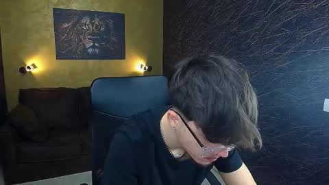 BodhiHayes online show from February 26, 6:06 am